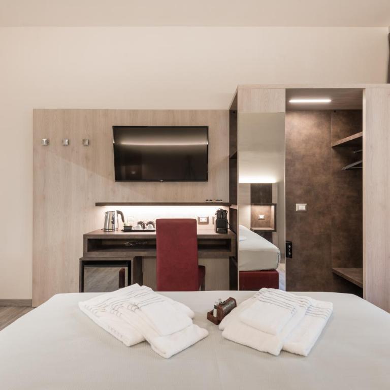 Le Nove Muse Guesthouse - Camera Smart Matrimoniale/Doppia con Letti Singoli - 3