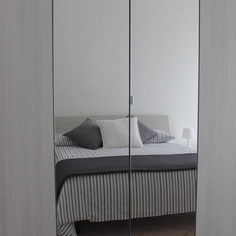 APPARTAMENTO ROSE E TULIPANI 4 - Appartamento con 1 Camera da Letto - 4