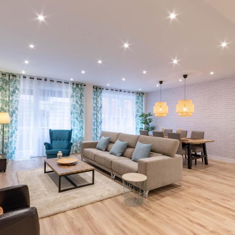 Bilbao Abando II by Aston Rentals - Three-Bedroom Apartment - 4