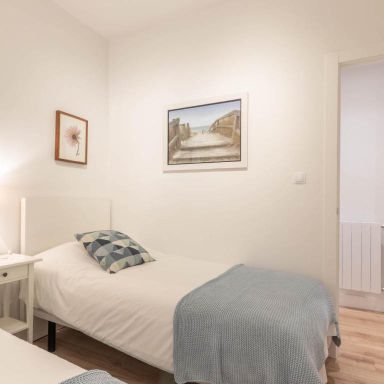 Bilbao Abando II by Aston Rentals - Three-Bedroom Apartment - 20