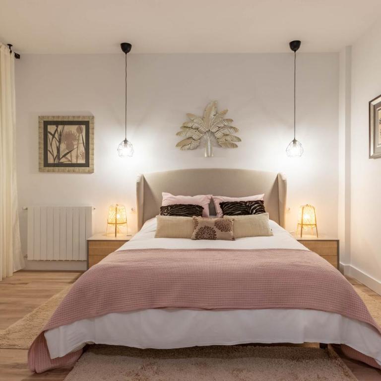 Bilbao Abando II by Aston Rentals - Three-Bedroom Apartment - 13