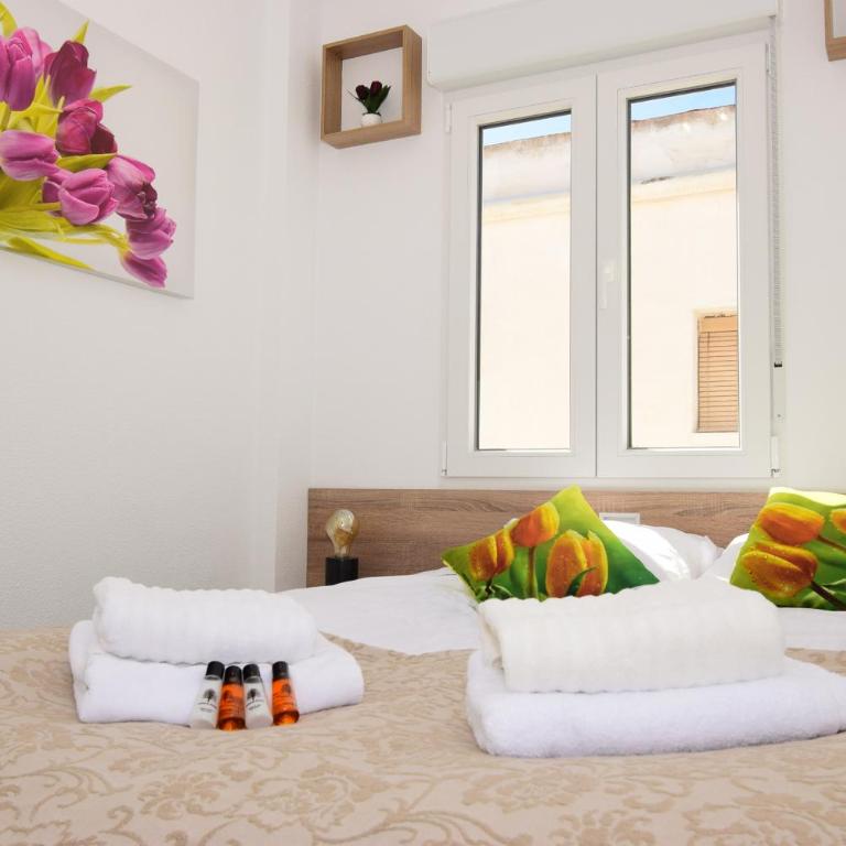Tulip-Apartaments Calle la Lecha - Apartamento con vistas al lago - 10
