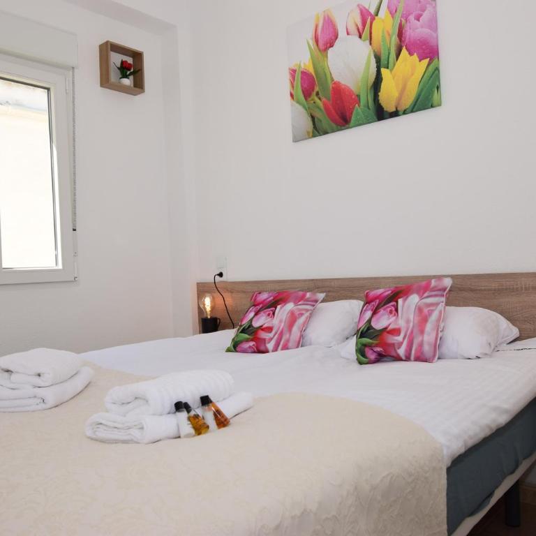 Tulip-Apartaments Calle la Lecha - Apartamento con vistas al lago - 22