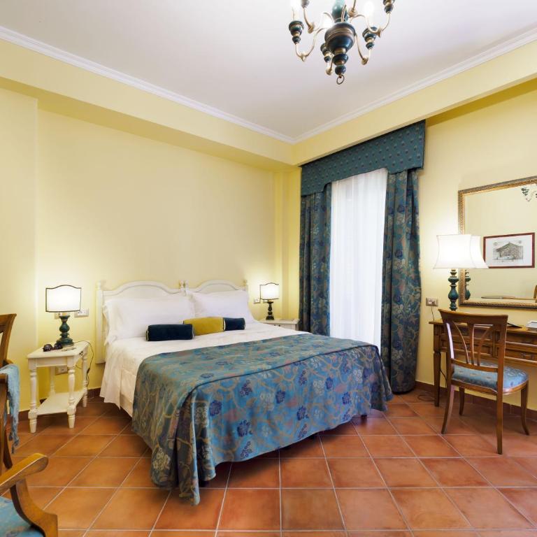 Hotel Sirius - Camera Tripla Standard - 3