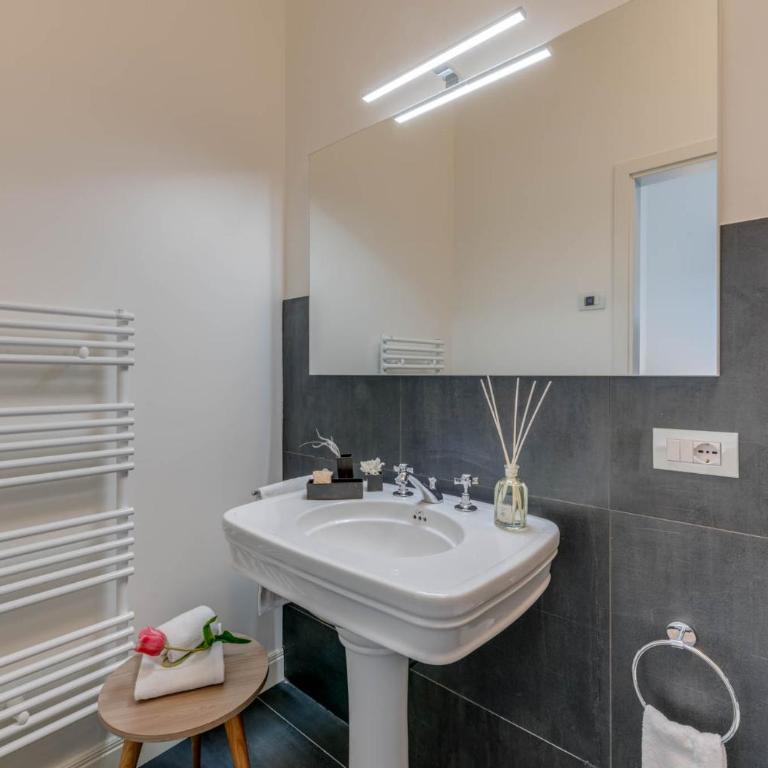 Apartments Florence - Giotto Deluxe - Appartamento con 3 Camere da Letto - 26