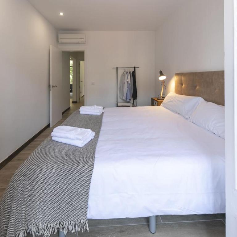 Bravissimo Rambla Eiffel Bridge 2 - Apartamento de 3 dormitorios - 6