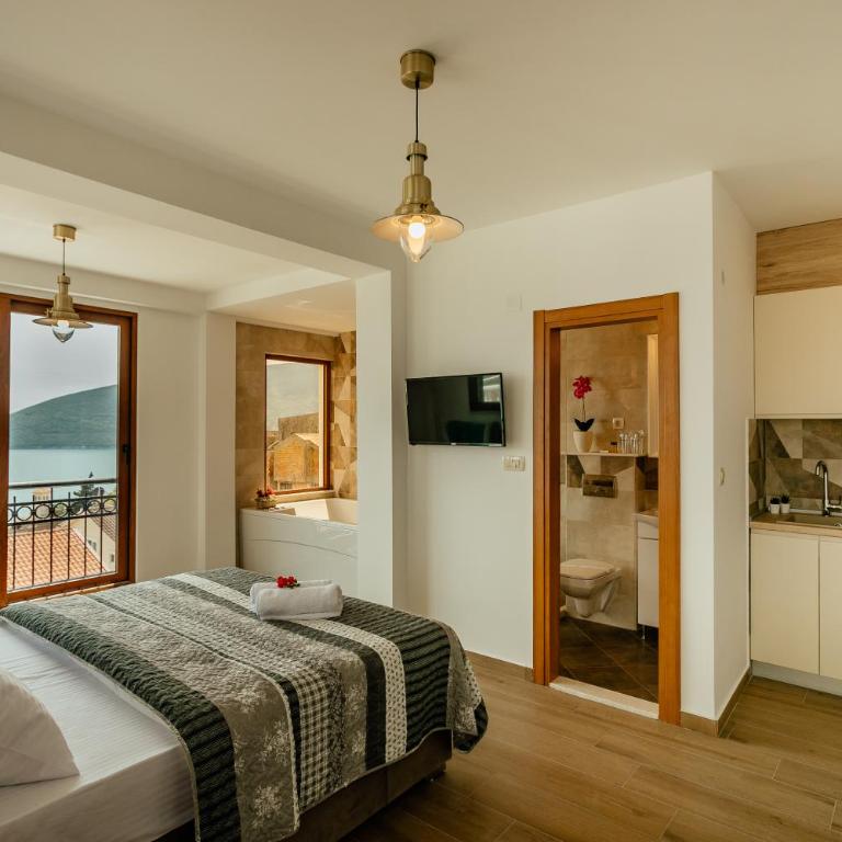 Apartments Belvedere - Studio Apartment with Sea View - 9