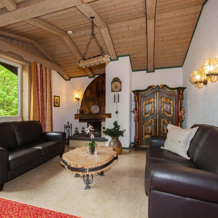 Gästehaus Lärchenhang mit Hallenbad & Sauna - Suite mit Balkon - 5