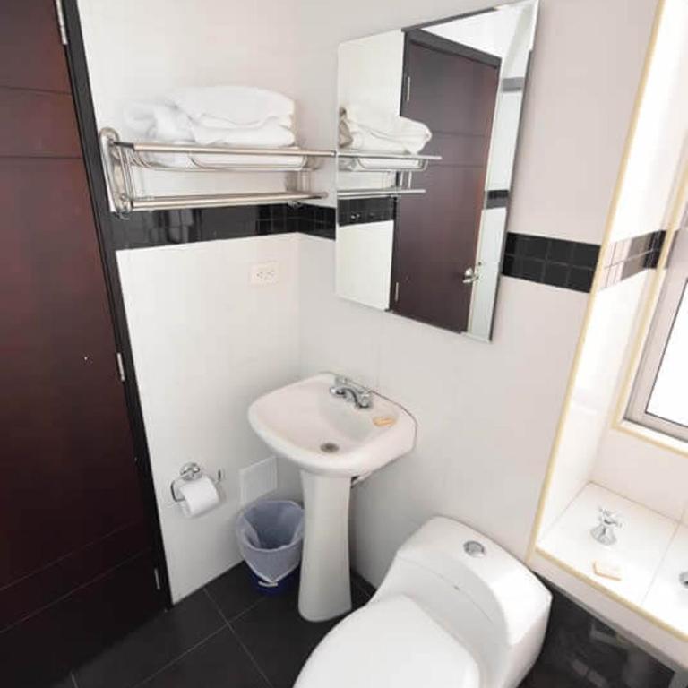 HOTEL ZAFIRO PLAZA - Habitación Doble - 2 camas dobles - 2