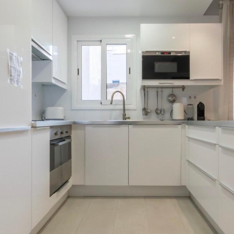 Discover Sitges Center&Beach, a un minuto del mar - Apartamento de 3 dormitorios - 2