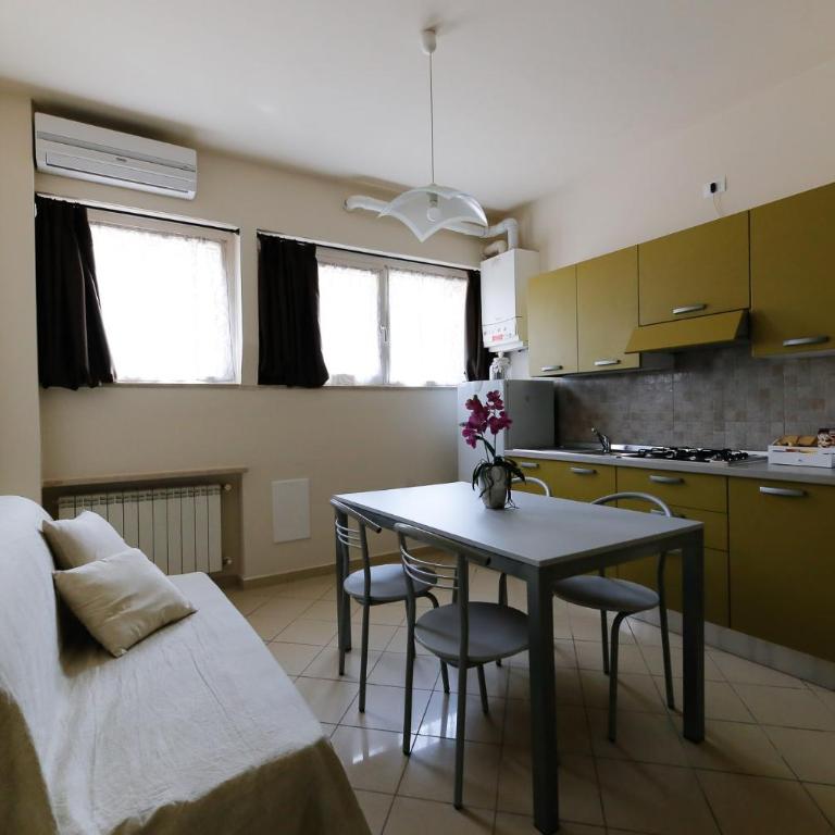 Appartamenti Residence Tulipano - Appartamento Economy al Piano Terra con 2 Camere da Letto - 4
