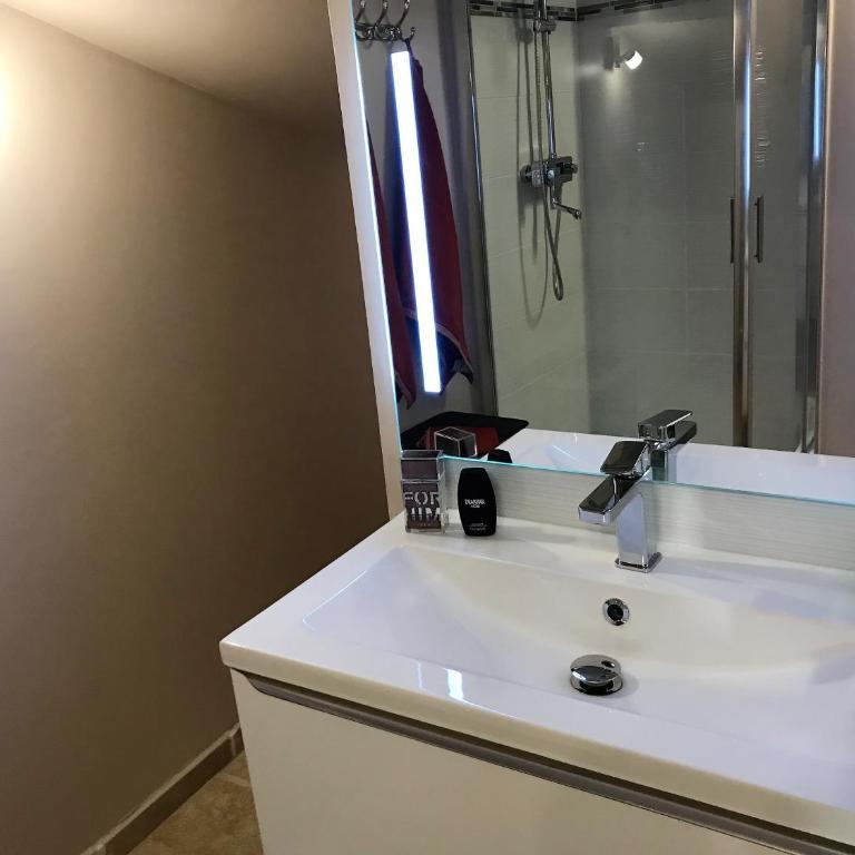 Cosy Studio Cours Lafayette "Clim, WIFI Gratuit" - Studio Apartment - 23