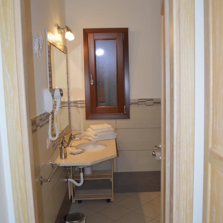 Guest Rooms Affittacamere - Camera King con Vista Giardino - 1
