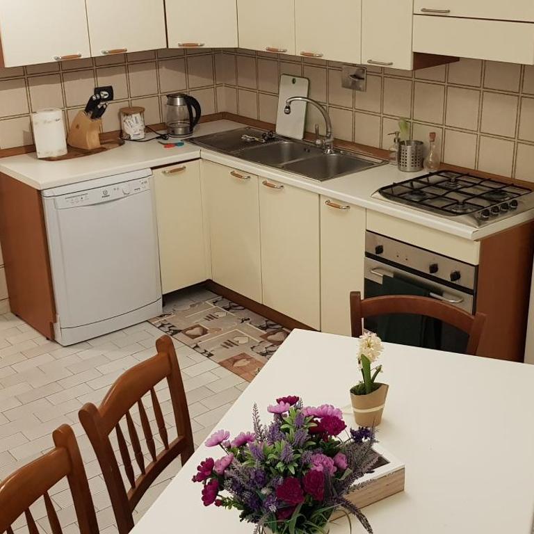 SUPERATTICO CON VISTA SUL CENTRO E I COLLI ALBANI - Apartment mit 2 Schlafzimmern - 34
