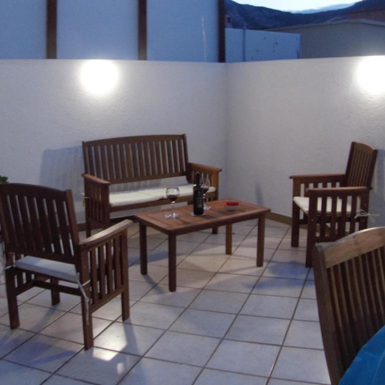 Near The Port Apartment - Appartamento con 2 Camere da Letto - 29