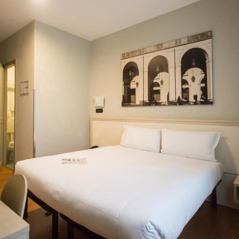 Best Quality Hotel Dock Milano - Camera Matrimoniale - 8