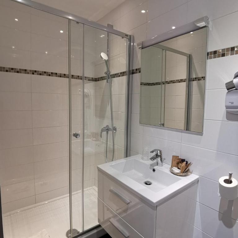 Hôtel Océanic - Grands Magasins - Chambre Standard - 4
