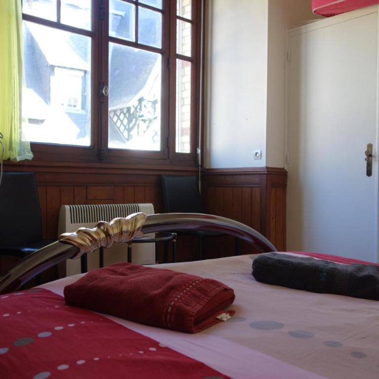 Les Grands Ducs - One-Bedroom Apartment - 24