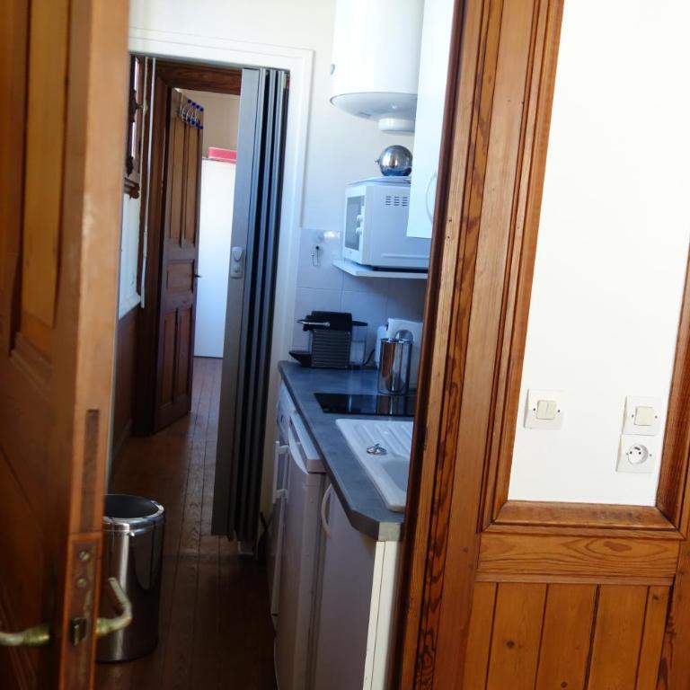 Les Grands Ducs - One-Bedroom Apartment - 25