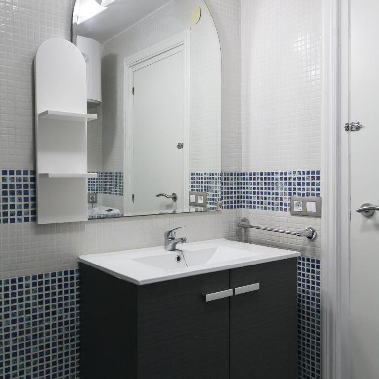 UHC Acantilados Family Apartments - Superior Apartment - 16