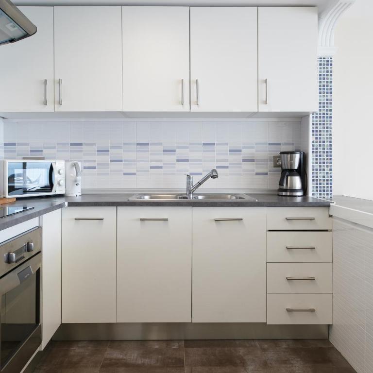 UHC Acantilados Family Apartments - Superior Apartment - 11