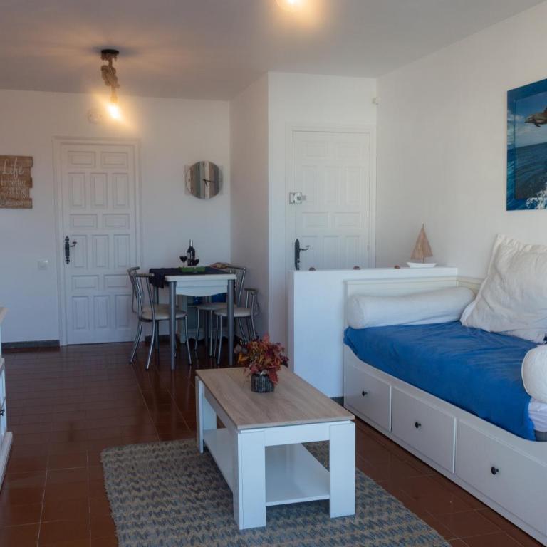 Coco Apt renovated and with seaview - Apartamento - 26