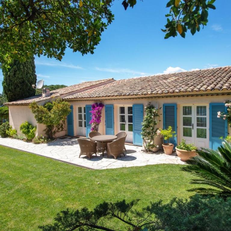 Villa with Magic view of Bay of Saint Tropez - Villa - Vue sur Mer - 28