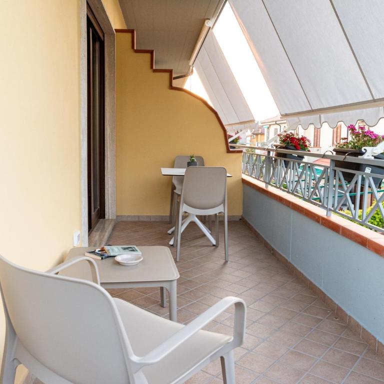Cilento Suite - Vinarte B&B - Camera Matrimoniale Deluxe (2 Adulti + 1 Bambino) - 9