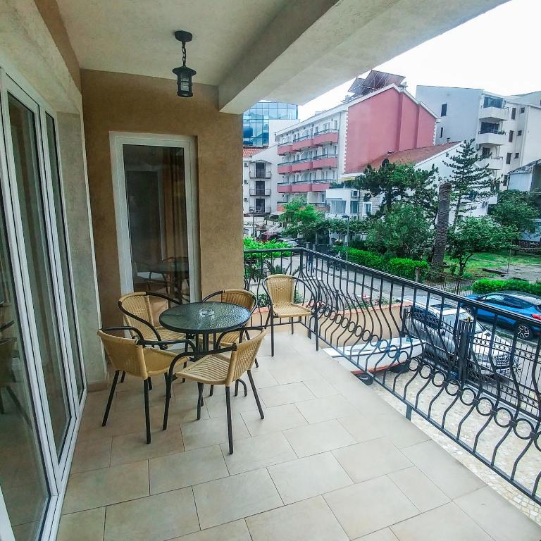 Villa Franeta Apartments - Two-Bedroom Apartment - 36