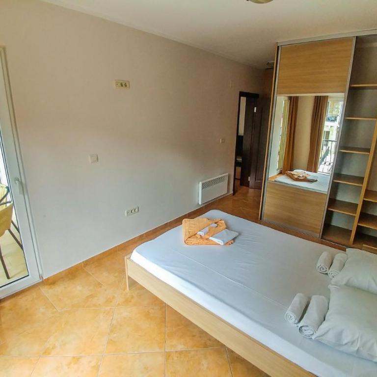 Villa Franeta Apartments - Two-Bedroom Apartment - 37