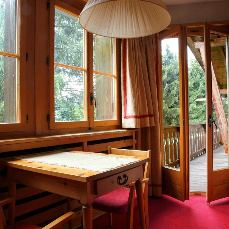 Arche de Noé B&B - Chambre Double avec Salle de Bains Commune et Balcon - 4