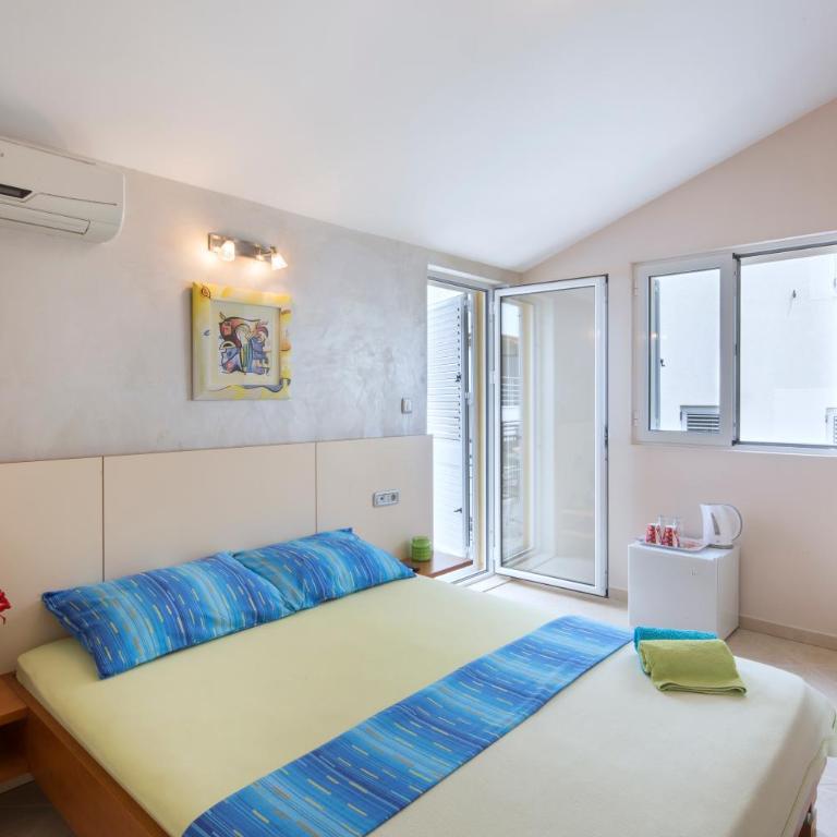 Vila Hortenzija - Apartment with Balcony - 5