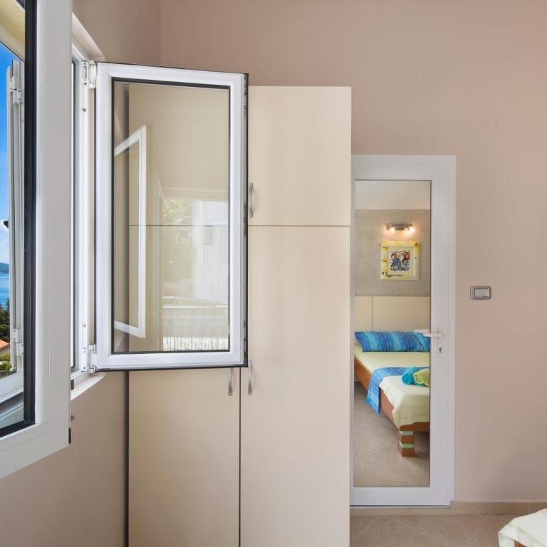 Vila Hortenzija - Apartment with Balcony - 6