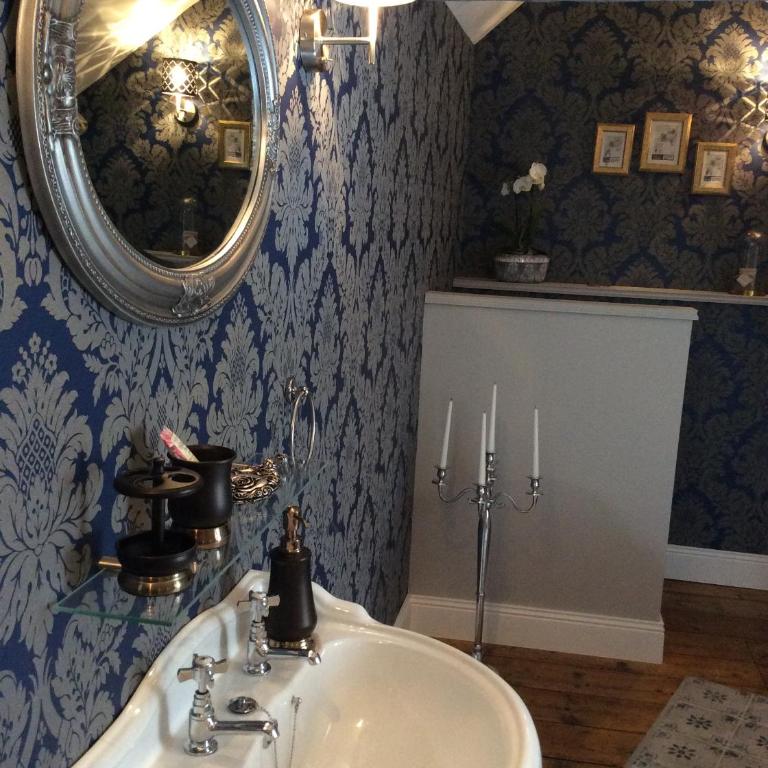 Chambres d'hôtes du château - Chambre Double Deluxe avec Baignoire - 3