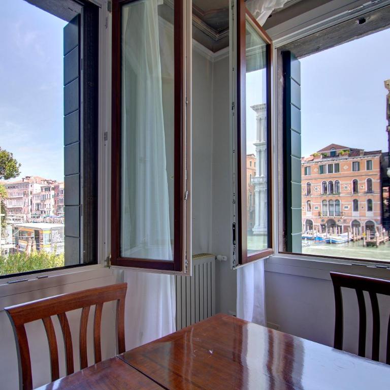 GRITTI Grand Canal - Appartamento con 2 Camere da Letto - 2