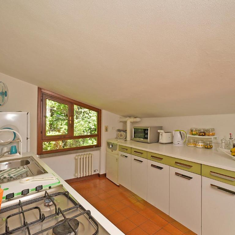 VALLE FIORITA 42 - Lake view apartment - Appartamento con Vista Lago - 7