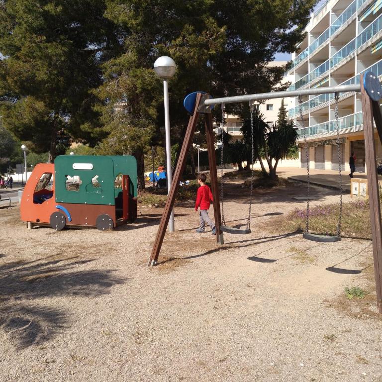 Luxury CAP SALOU with POOL & BARBECUE & WIFI - Two-Bedroom Apartment - 22