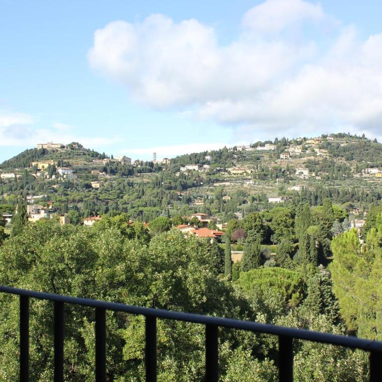 Villa La Stella - Camera Matrimoniale/Doppia con Letti Singoli con Terrazza - 4