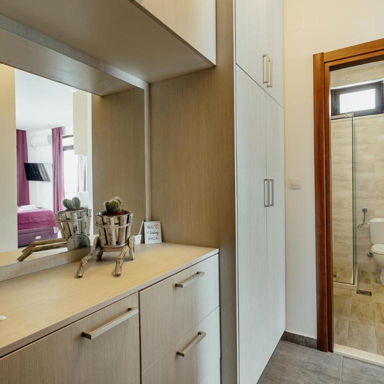 Apartments Joy - Studio Apartment with Sea View - 28