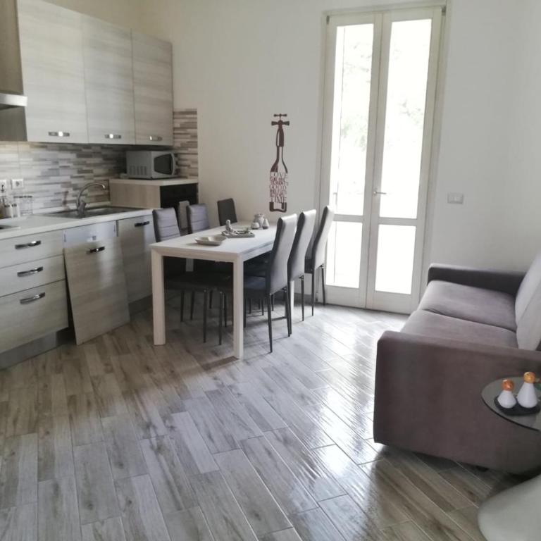 Casa di Mena - Appartamento con 2 Camere da Letto - 1