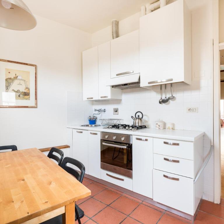San Frediano flat nice view - Two-Bedroom Apartment - 13