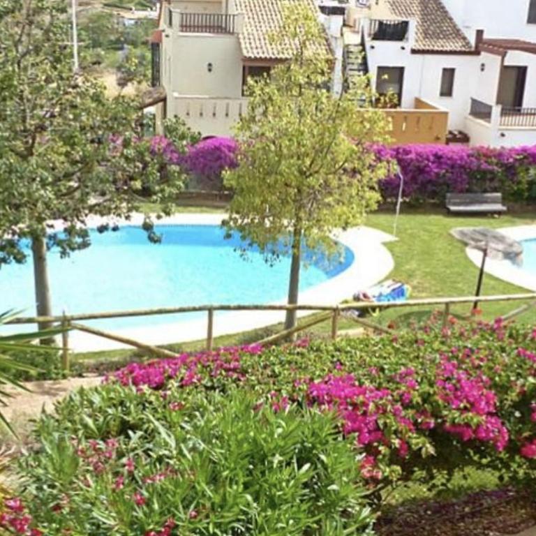 Costa Esuri 3 Bedroom House, Pool Access, Private Parking, Garden BBQ - Casa de 3 dormitorios - 2