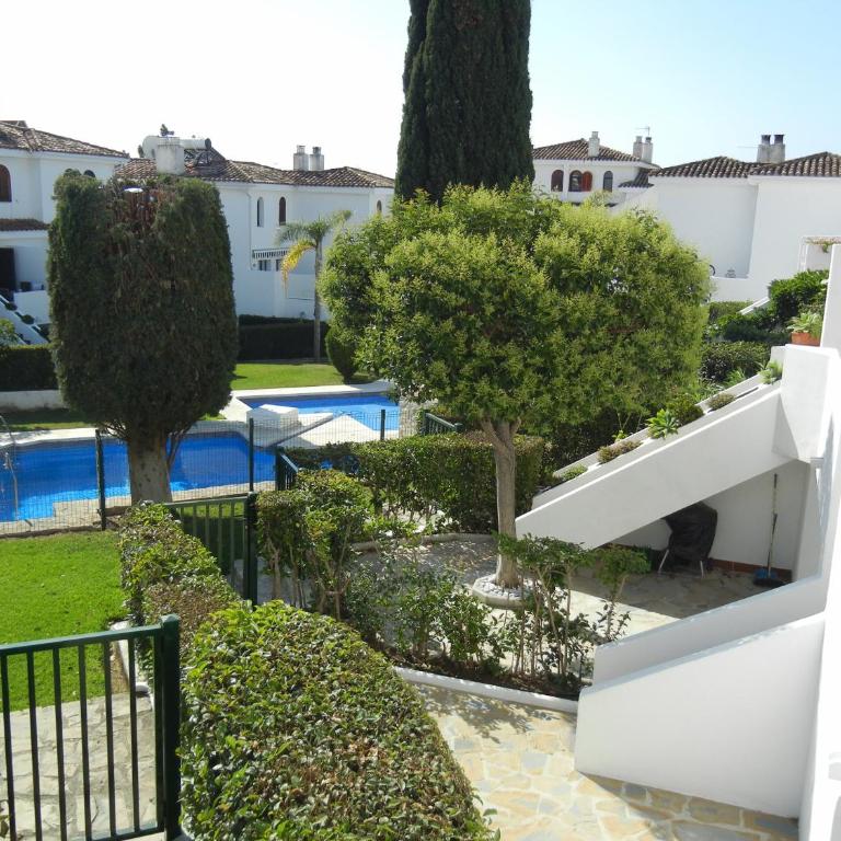 Estepona - Playa - Villa de 4 dormitorios en Albayalde Be17 - Casa - 6