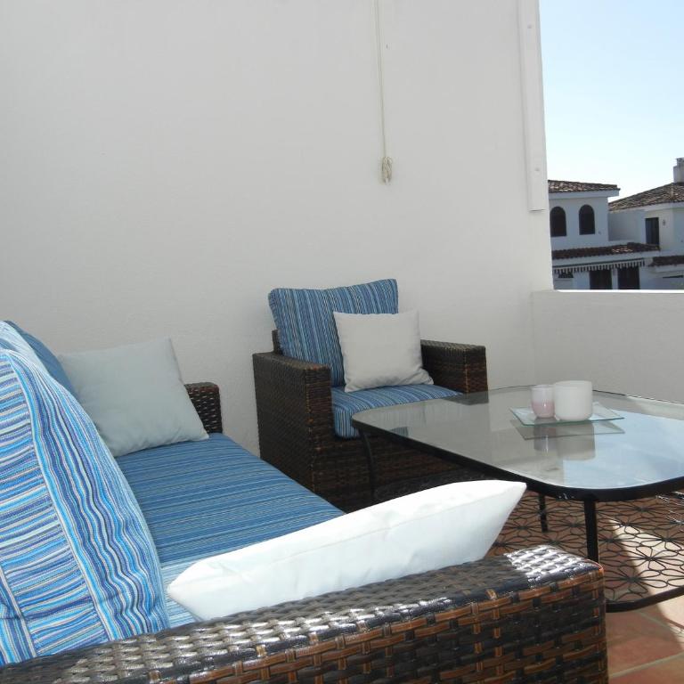 Estepona - Playa - Villa de 4 dormitorios en Albayalde Be17 - Casa - 8