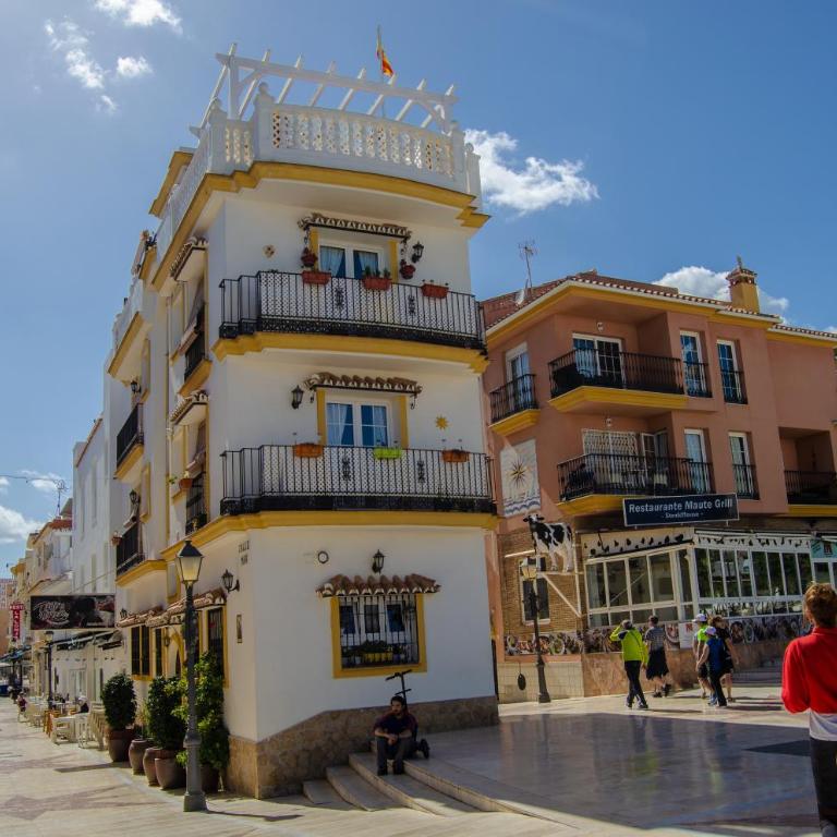 LA CARIHUELA TORREMOLINOS- STUDIO 1- COSTA SOL HOLIDAY RENTALS - Estudio - 30