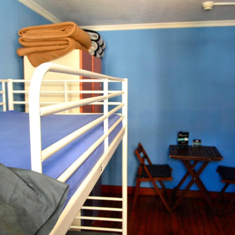 Albergue O Fogar de Teodomiro - Cama en habitación compartida con 4 camas - 4