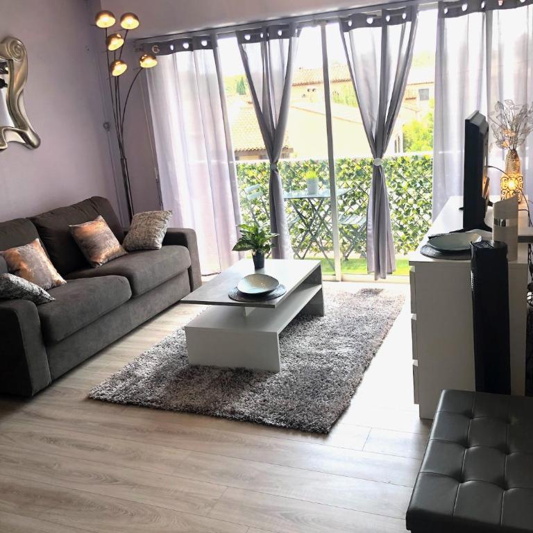 Studio ST-MANDRIER 300m MER - Studio Apartment - 4