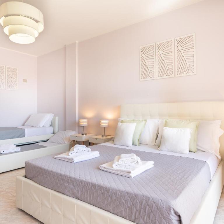 Residenze Su Planu - Camera Tripla con Balcone - 10