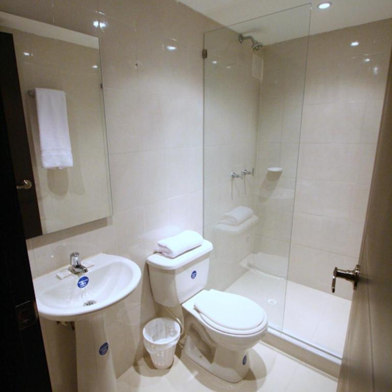 Hotel Montecarlo Boutique - Habitación Triple - 23