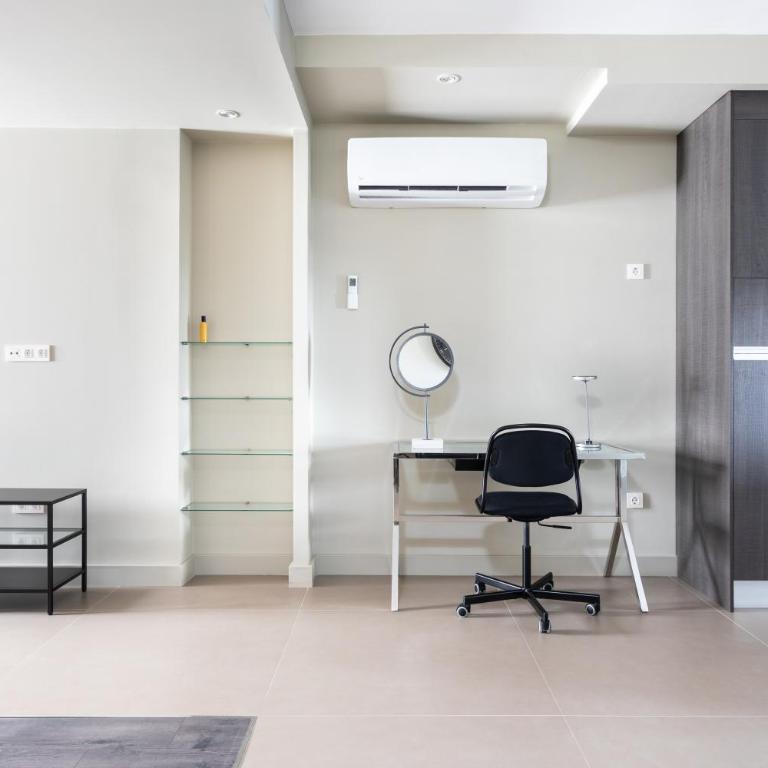 Rooms & Suites Loft 2E - Central Arrecife, Lanzarote - Free Parking - Loft - 10